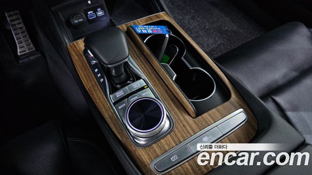 Kia K9 2022 — photo 12