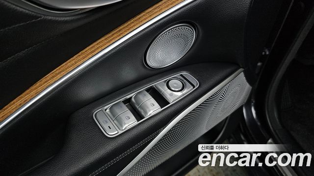 Kia K9 2022 — photo 24