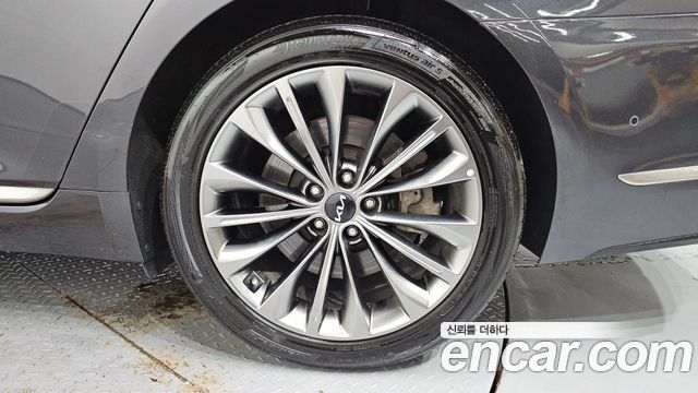 Kia K9 2022 — photo 7