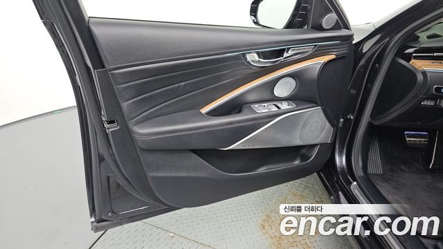 Kia K9 2022 — photo 14