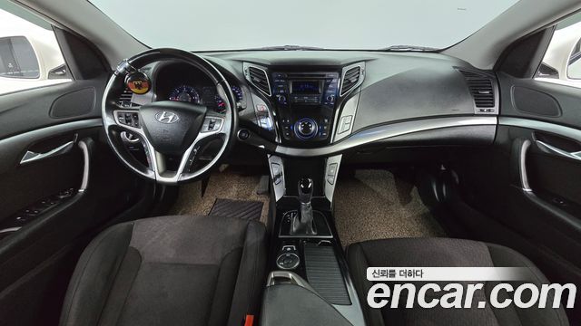 Hyundai i40 2016 — photo 10