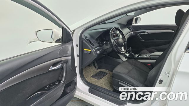 Hyundai i40 2016 — photo 13