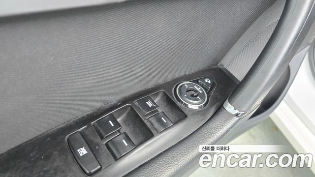 Hyundai i40 2016 — photo 18