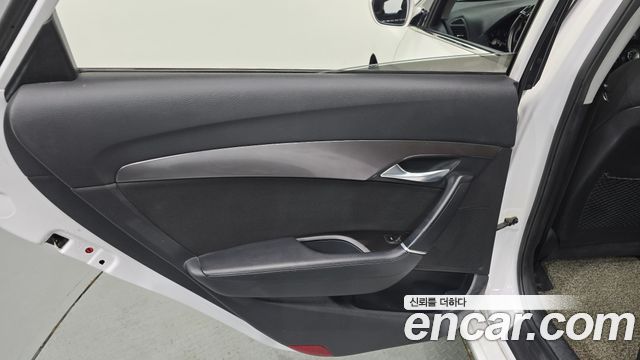 Hyundai i40 2016 — photo 15