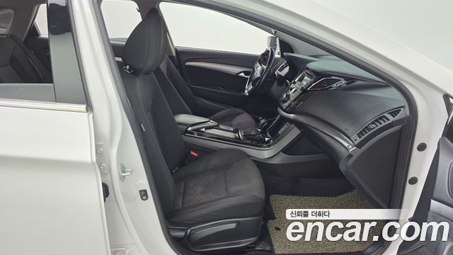 Hyundai i40 2016 — photo 16