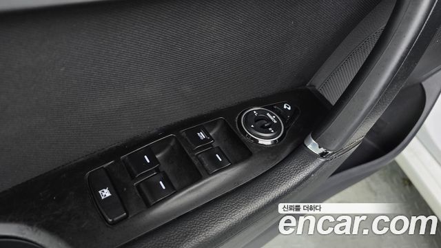 Hyundai i40 2016 — photo 30