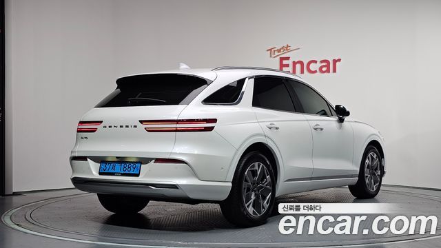 Genesis GV70 2024 — photo 2