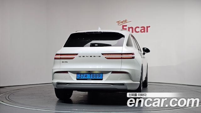 Genesis GV70 2024 — photo 4