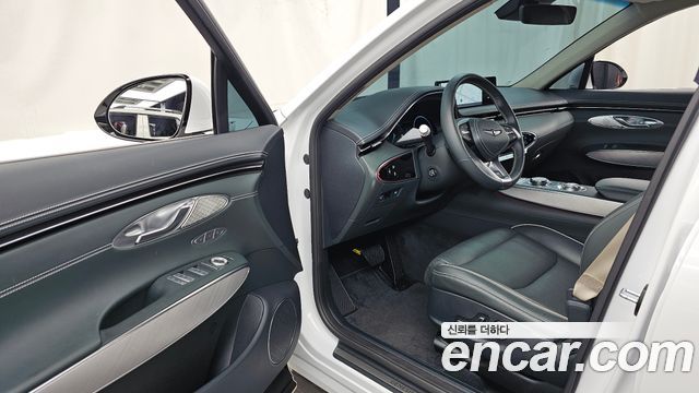 Genesis GV70 2024 — photo 13