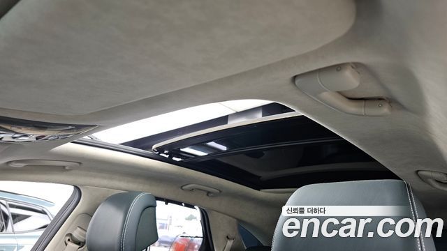 Genesis GV70 2024 — photo 24