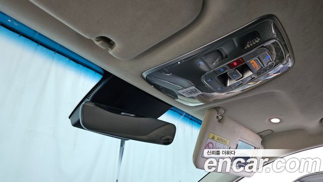 Genesis GV70 2024 — photo 27