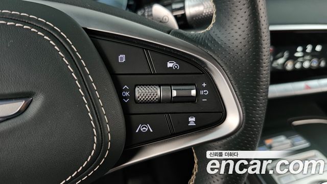 Genesis GV70 2024 — photo 34