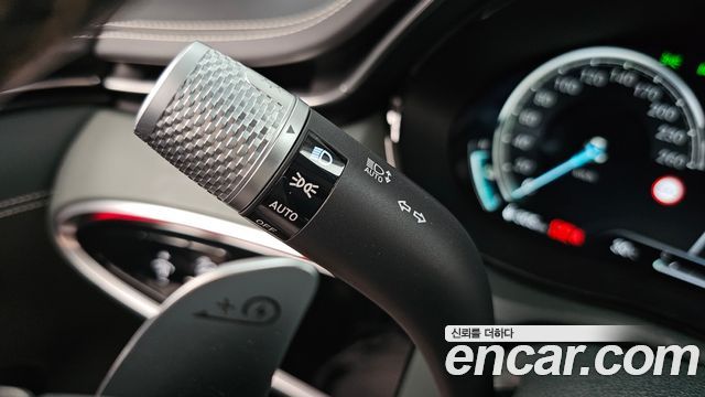 Genesis GV70 2024 — photo 35