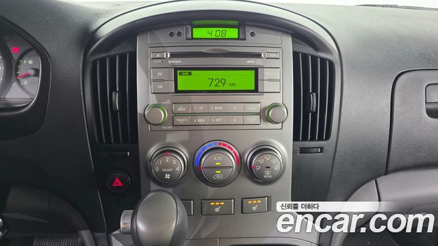 Hyundai Starex 2013 — photo 15