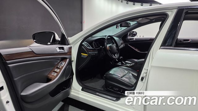 Kia K7 2016 — photo 10