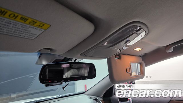 Kia K7 2016 — photo 20