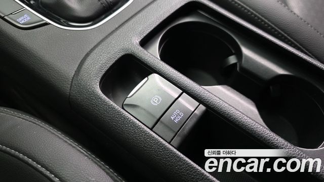 Hyundai i30 2017 — photo 17