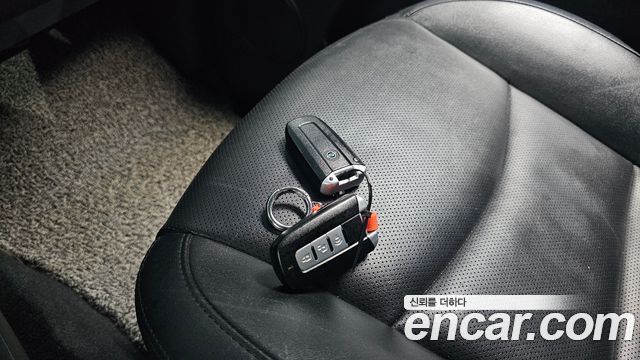 KG Mobility KORANDO 2018 — photo 18