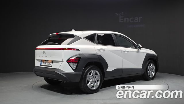 Hyundai Kona 2023 — photo 2
