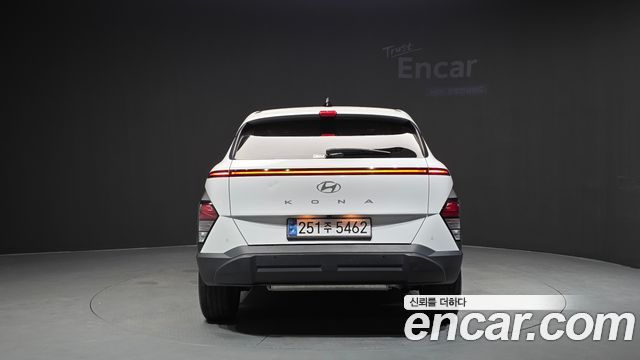 Hyundai Kona 2023 — photo 4