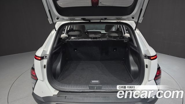 Hyundai Kona 2023 — photo 20