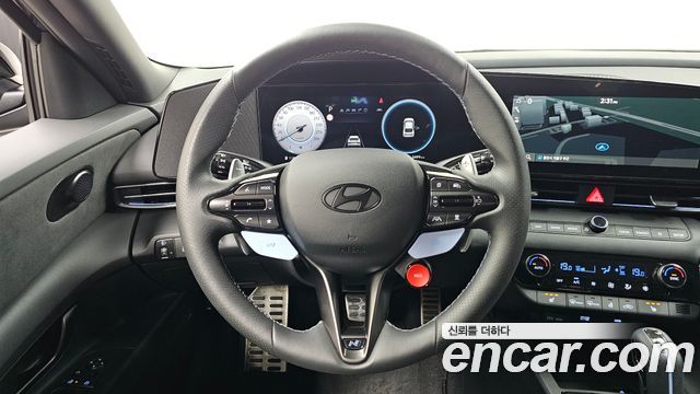 Hyundai AVANTE 2025 — photo 19