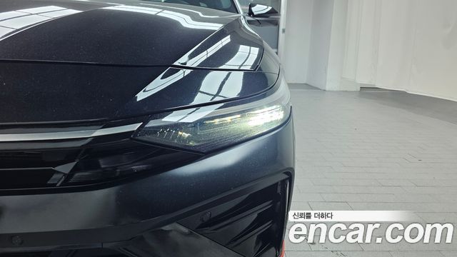 Hyundai AVANTE 2025 — photo 8