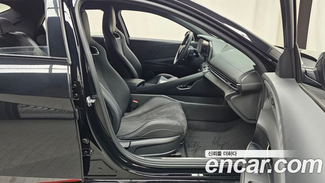 Hyundai AVANTE 2025 — photo 16
