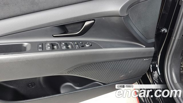 Hyundai AVANTE 2025 — photo 28