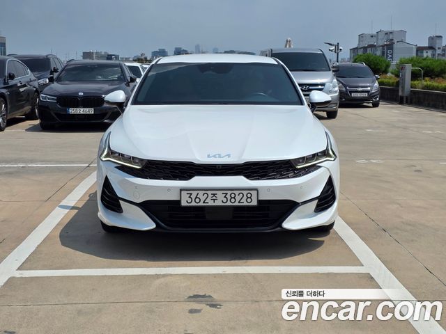 Kia K5 2023 — photo 2