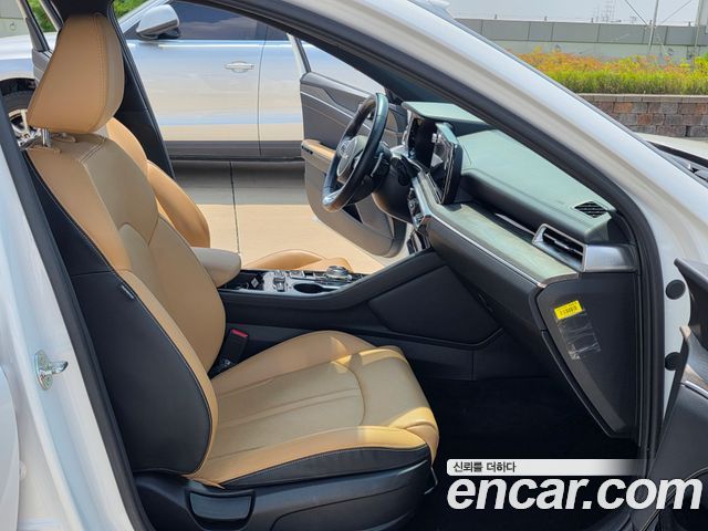Kia K5 2023 — photo 11