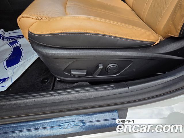 Kia K5 2023 — photo 19