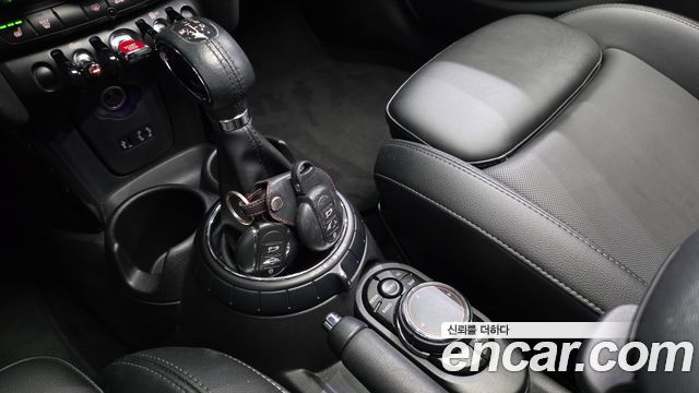 Mini Cooper 2016 — photo 9