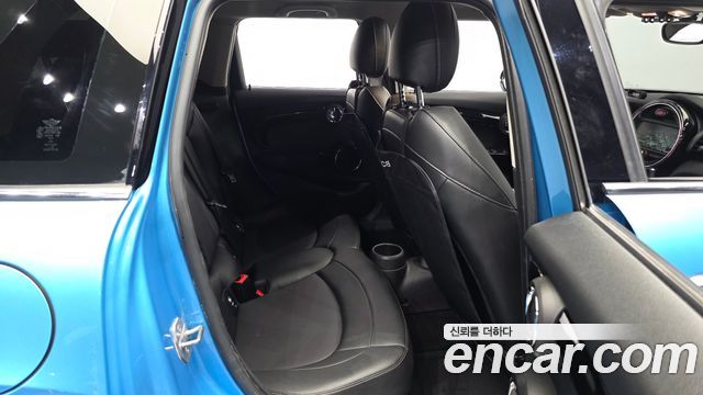 Mini Cooper 2016 — photo 11