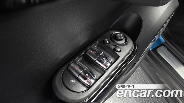 Mini Cooper 2016 — photo 17