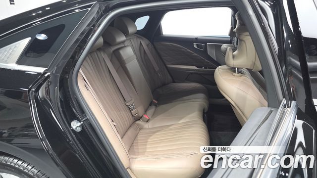 Kia K8 2024 — photo 17