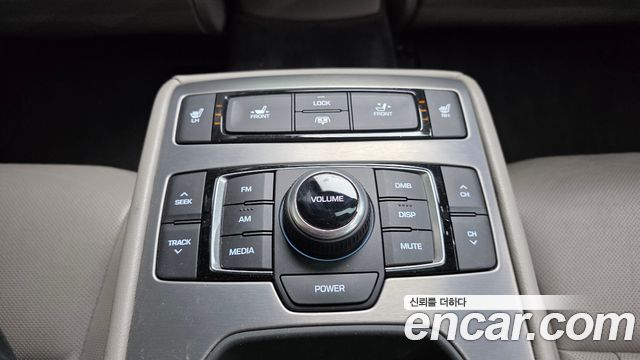 Hyundai Genesis 2014 — photo 19