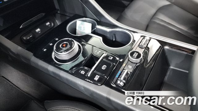 Kia K5 2023 — photo 12