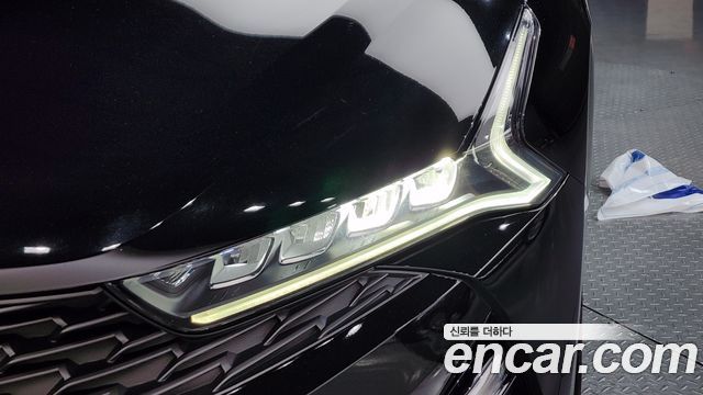 Kia K5 2023 — photo 8