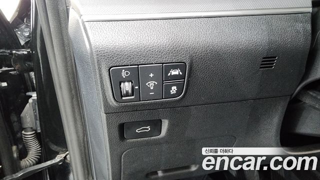 Kia K5 2023 — photo 27