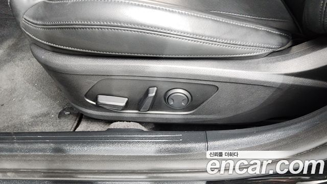 Kia K5 2023 — photo 31