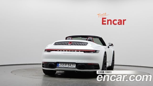 Porsche 911 2024 — photo 4