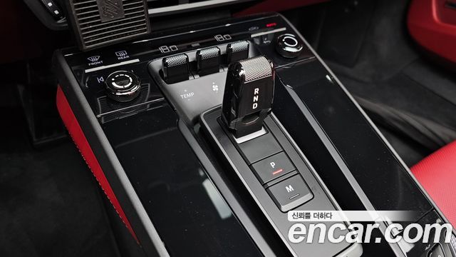 Porsche 911 2024 — photo 9