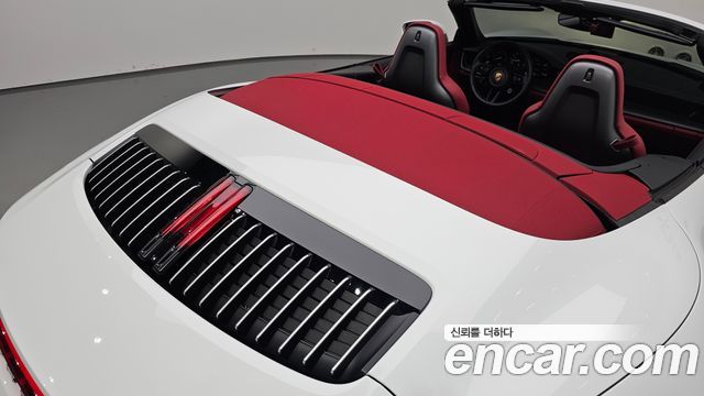 Porsche 911 2024 — photo 20