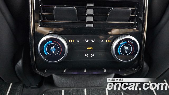 Land Rover Range Rover Sport 2025 — photo 24