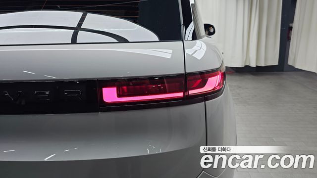 Land Rover Range Rover Sport 2025 — photo 9