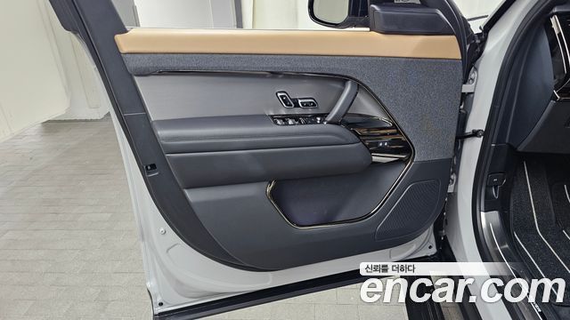 Land Rover Range Rover Sport 2025 — photo 14