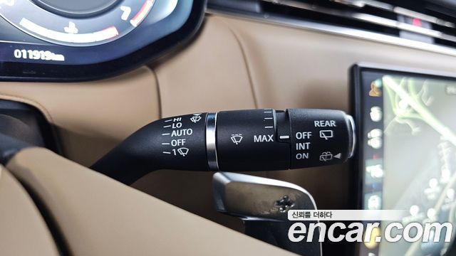 Land Rover Range Rover Sport 2025 — photo 27