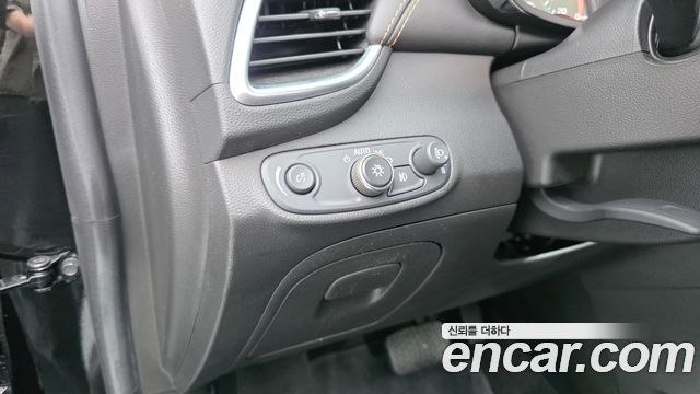 Chevrolet Korea Trax 2021 — photo 12