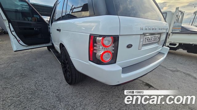 Land Rover Range Rover 2011 — photo 4